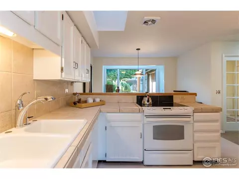 737 Quince Cir, Boulder, CO 80304 photo 6