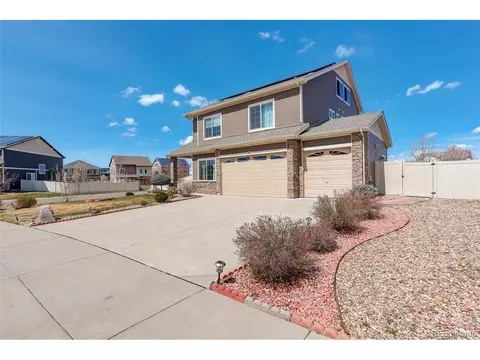 4971 Ceylon Way, Denver, CO 80249 photo 2