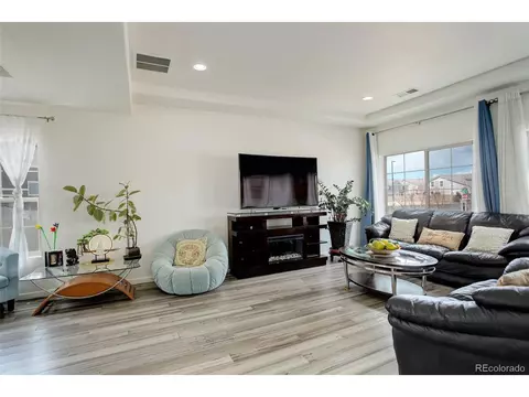 4971 Ceylon Way, Denver, CO 80249 photo 9