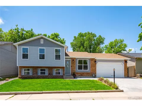 5568 E 111th Dr, Thornton, CO 80233