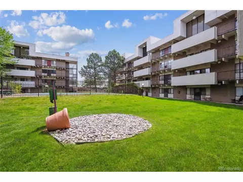 384 S Ironton St #413, Aurora, CO 80012