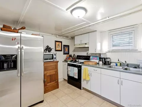 Kitchen - 4301 Eliot St, Denver, CO 80211 photo 5 of 6