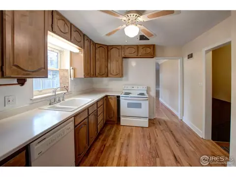 1220 Oneida St, Denver, CO 80220 photo 8