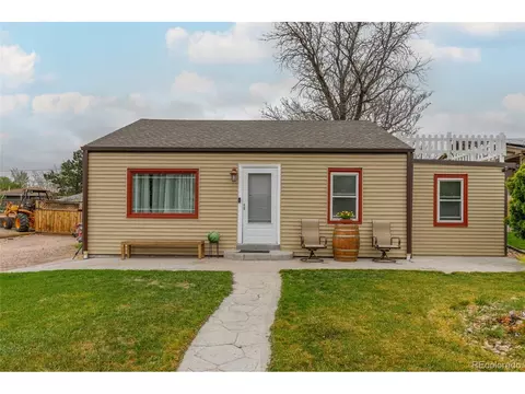 5910 Glencoe St, Commerce City, CO 80022