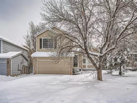 5652 S Versailles St, Aurora, CO 80015