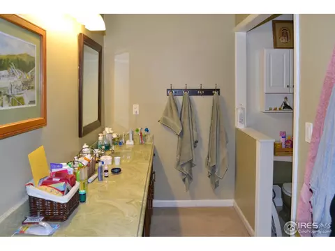 332 Eagle Ct, Longmont, CO 80504 photo 5