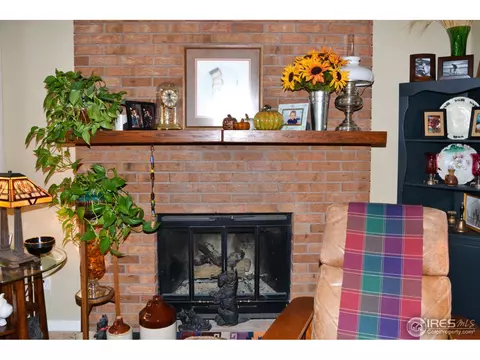 332 Eagle Ct, Longmont, CO 80504 photo 8