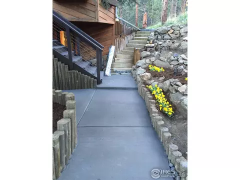 583 Logan Mill Rd, Boulder, CO 80302 photo 3