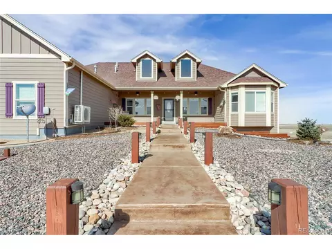 50111 E Maplewood Pl, Bennett, CO 80102 photo 4