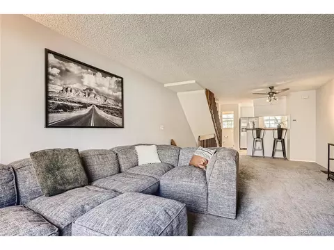 11886 E Kepner Dr, Aurora, CO 80012 photo 2