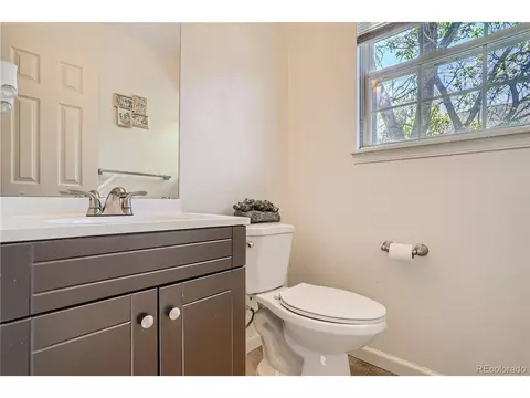 11886 E Kepner Dr, Aurora, CO 80012 photo 10
