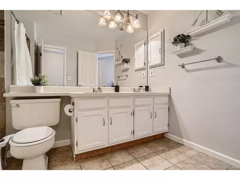 11886 E Kepner Dr, Aurora, CO 80012 photo 13