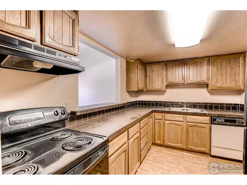 2955 Eagle Way, Boulder, CO 80301 photo 3