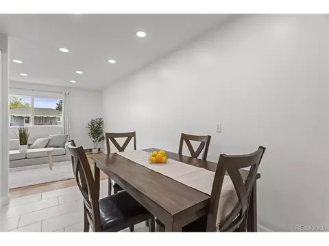 875 Lima St, Aurora, CO 80010 photo 8
