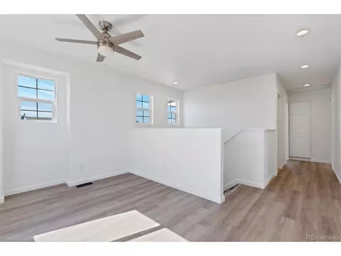 19319 E Dickenson Pl, Aurora, CO 80013 photo 14