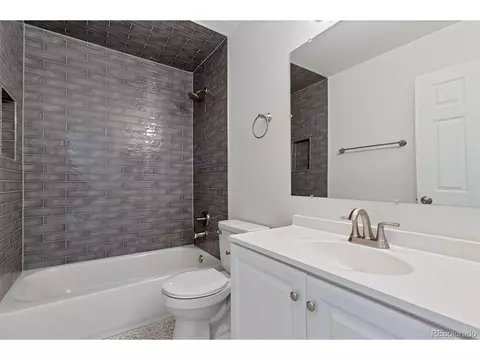 19319 E Dickenson Pl, Aurora, CO 80013 photo 21