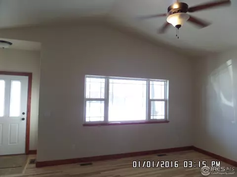 660 Torreys Peak Ln, Berthoud, CO 80513 photo 4