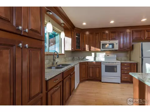 108 Huron Ct, Boulder, CO 80303 photo 6