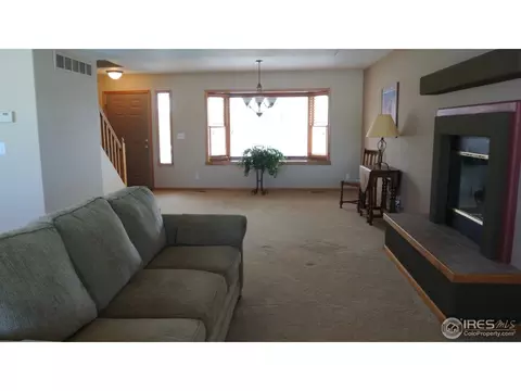 1005 Longview Ave, Berthoud, CO 80513 photo 4