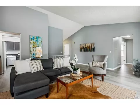 18112 E Crestline Cir, Centennial, CO 80015 photo 9