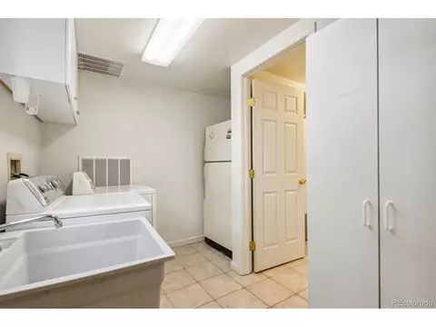 18112 E Crestline Cir, Centennial, CO 80015 photo 28