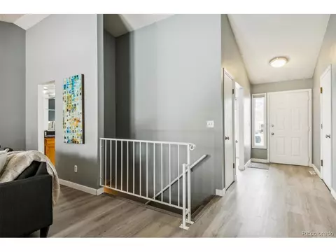 18112 E Crestline Cir, Centennial, CO 80015 photo 4