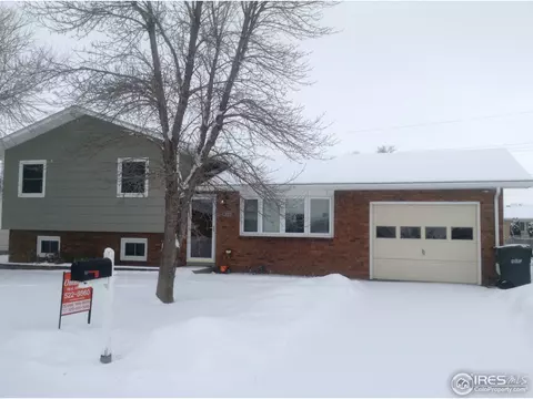 1009 Park St, Sterling, CO 80751 photo 1