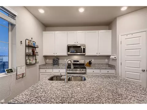 26839 E 1st Pl, Aurora, CO 80018 photo 8