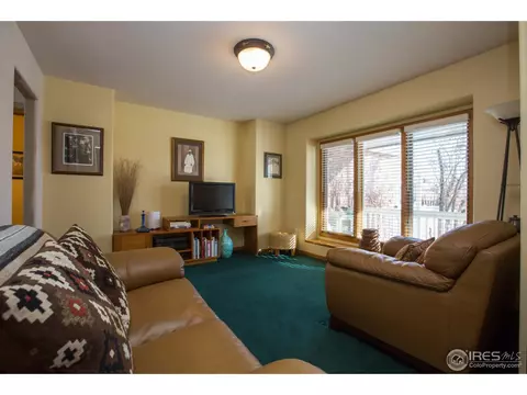 905 Longview Ave, Berthoud, CO 80513 photo 6