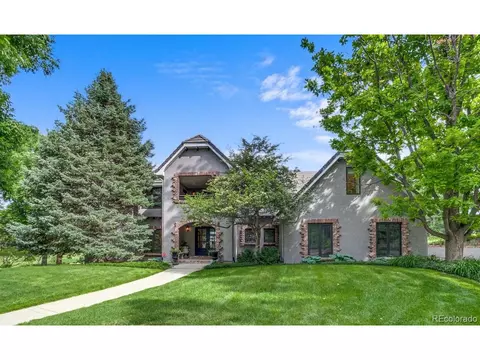 32 Glenmoor Dr, Englewood, CO 80113