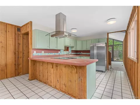 Kitchen - 5161 Laurel Ave, Boulder, CO 80303 photo 4 of 4