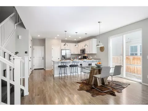 10219 E 25th Dr, Aurora, CO 80010 photo 5