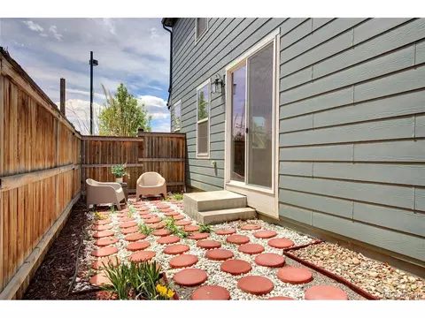 10219 E 25th Dr, Aurora, CO 80010 photo 25