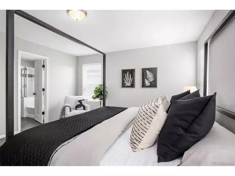 10219 E 25th Dr, Aurora, CO 80010 photo 19