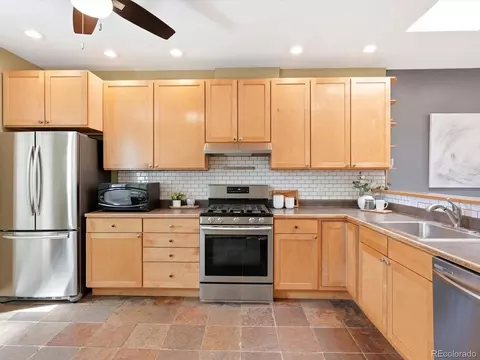 Kitchen - 26 E Bayaud Ave, Denver, CO 80209 photo 4 of 5