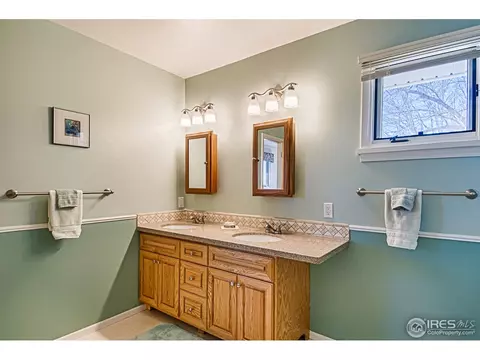 955 Yale Rd, Boulder, CO 80305 photo 18