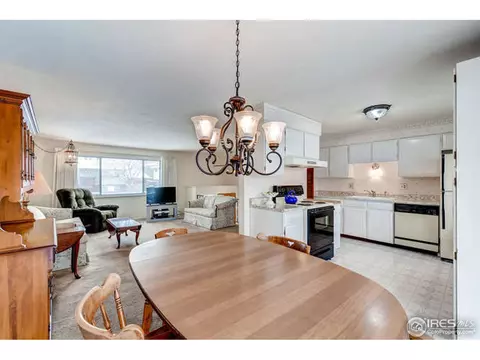 2886 Kenyon Cir, Boulder, CO 80305 photo 10