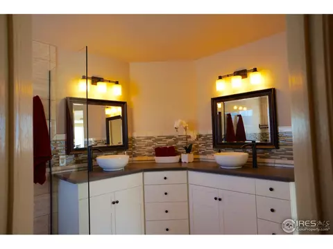 706 Riverside Ct, Berthoud, CO 80513 photo 4