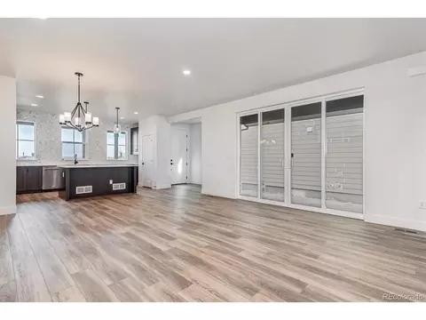 21668 E 61st Dr, Aurora, CO 80019 photo 3