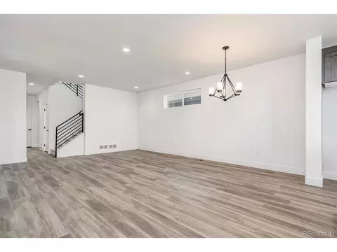 21668 E 61st Dr, Aurora, CO 80019 photo 6
