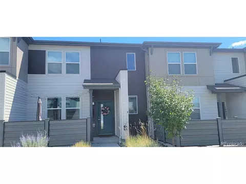 16047 E Warner Dr, Denver, CO 80239 photo 2