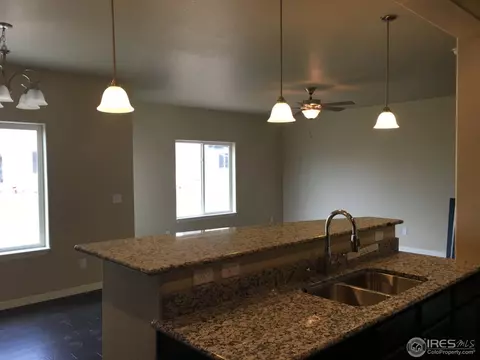 6807 Sequoia St, Frederick, CO 80530 photo 3