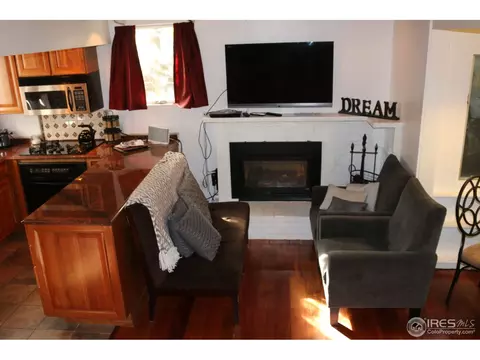 528 Pearl St, Boulder, CO 80302 photo 9
