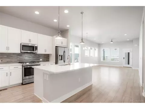 20968 E 60th Pl, Aurora, CO 80019 photo 2