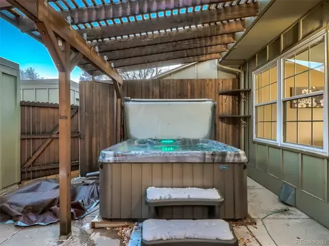 8602 E Amherst Dr #C, Denver, CO 80231 photo 5