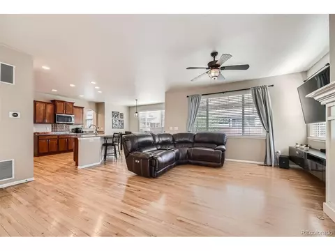 25202 E 2nd Pl, Aurora, CO 80018 photo 6