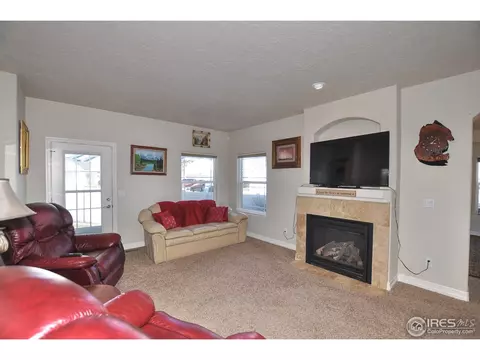 437 46th Ave, Greeley, CO 80634 photo 3