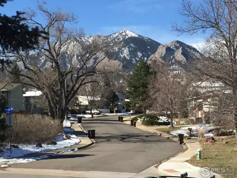 990 Ithaca Dr, Boulder, CO 80305 photo 2