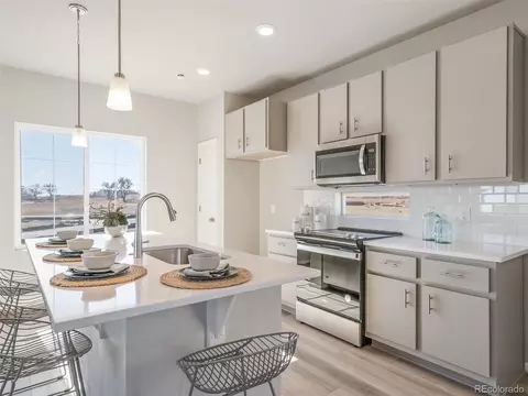 21943 E 38th Pl, Aurora, CO 80019 photo 10