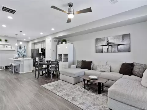 23616 E 5th Pl, Aurora, CO 80018 photo 2